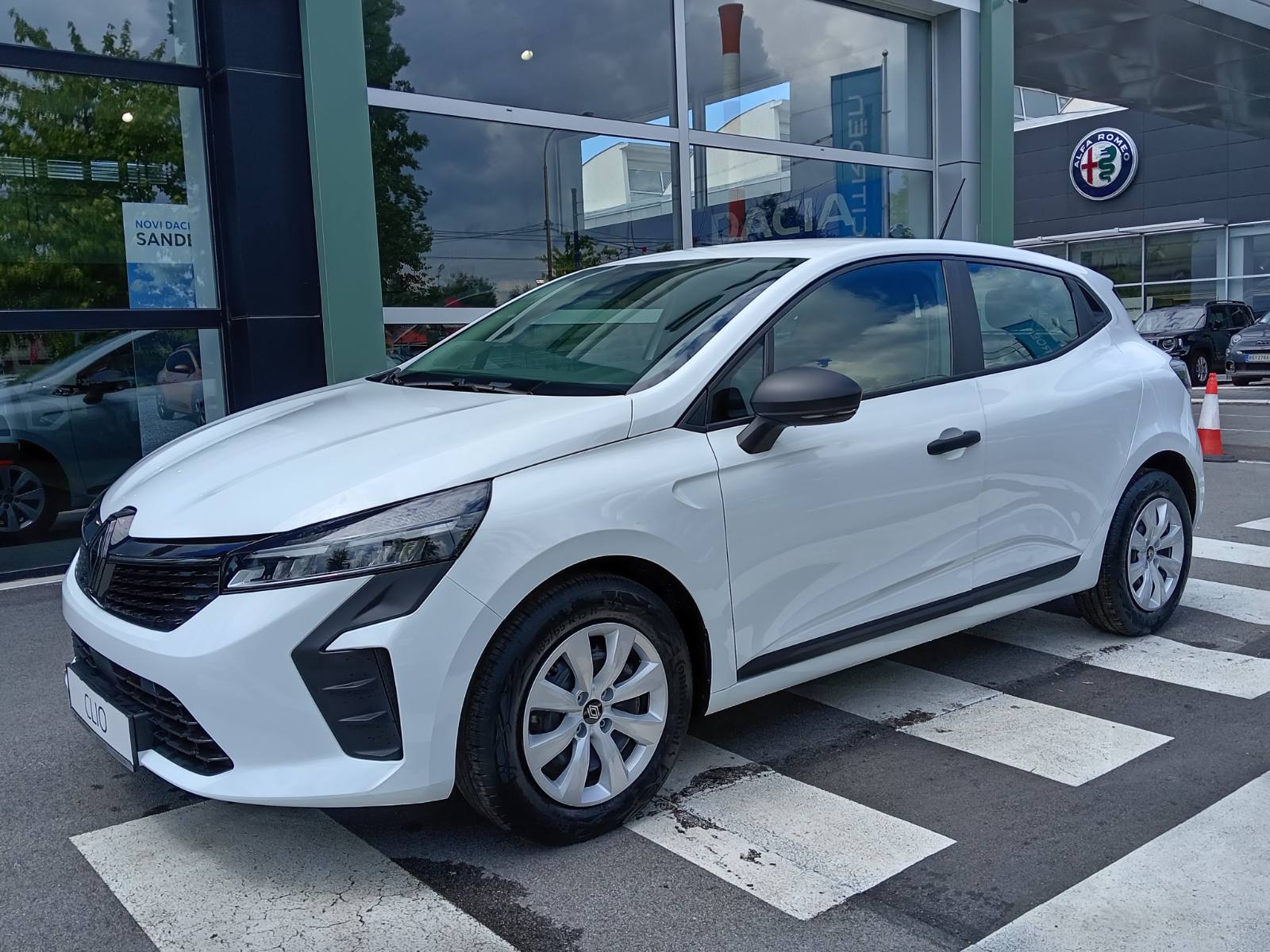 Spannende Renault Clio Sce 65 Bild