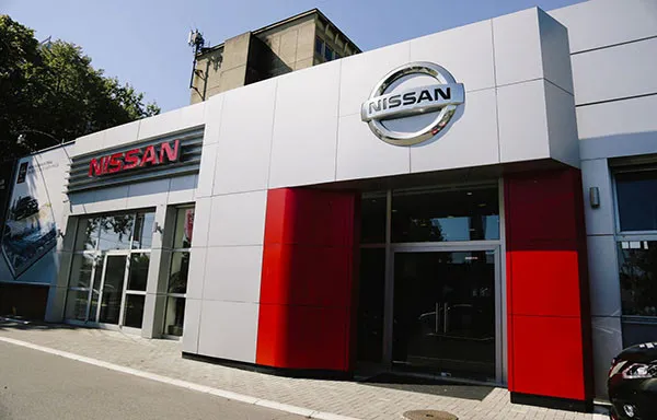 Nissan salon - otvaranje