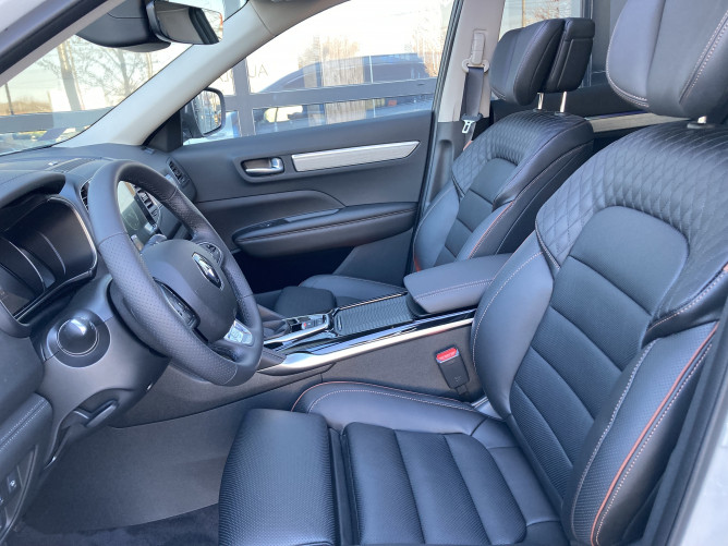 RENAULT KOLEOS INITIALE PARIS DCI 190 4WD CVT 