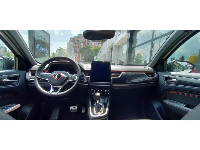 RENAULT MEGANE CONQUEST R.S. Line TCe 160 EDC 
