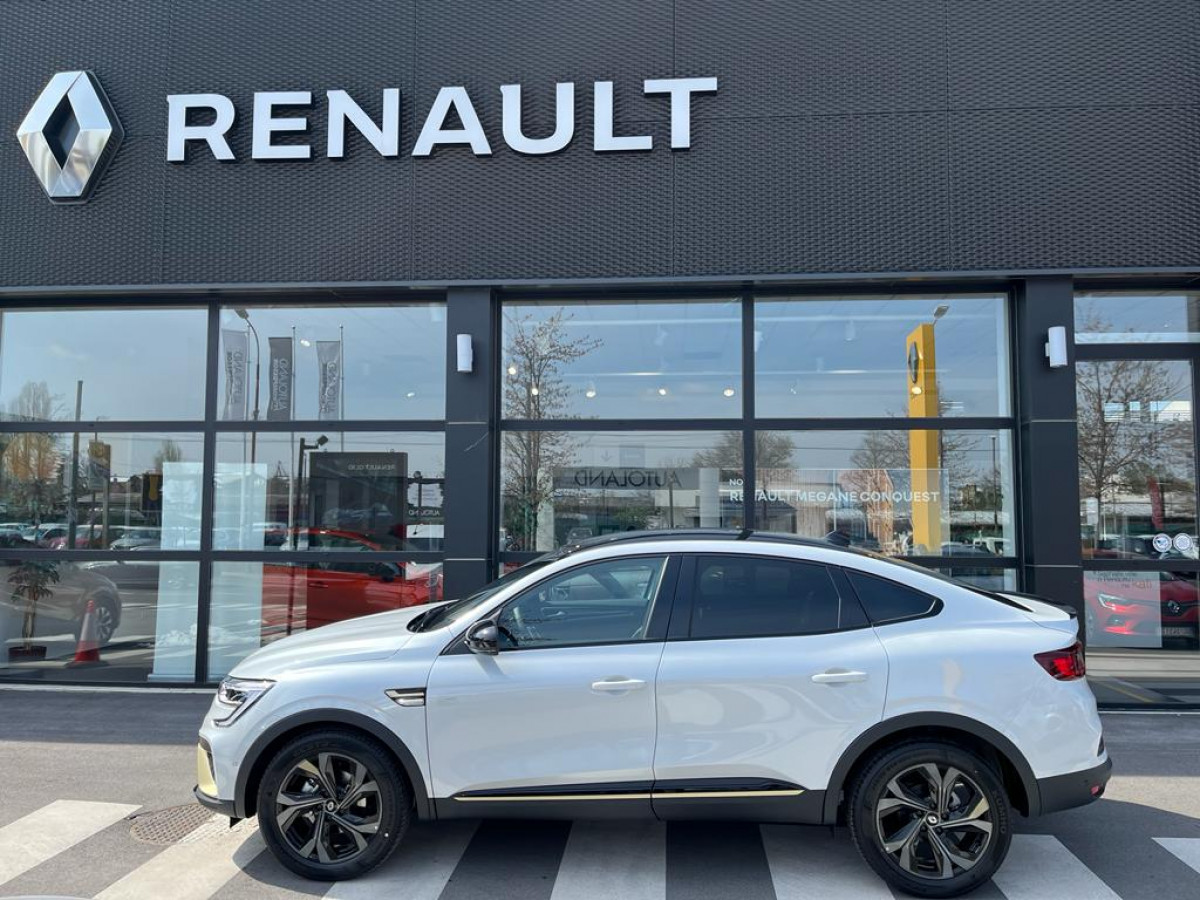 RENAULT MEGANE CONQUEST TECHNO TCe 140 EDC