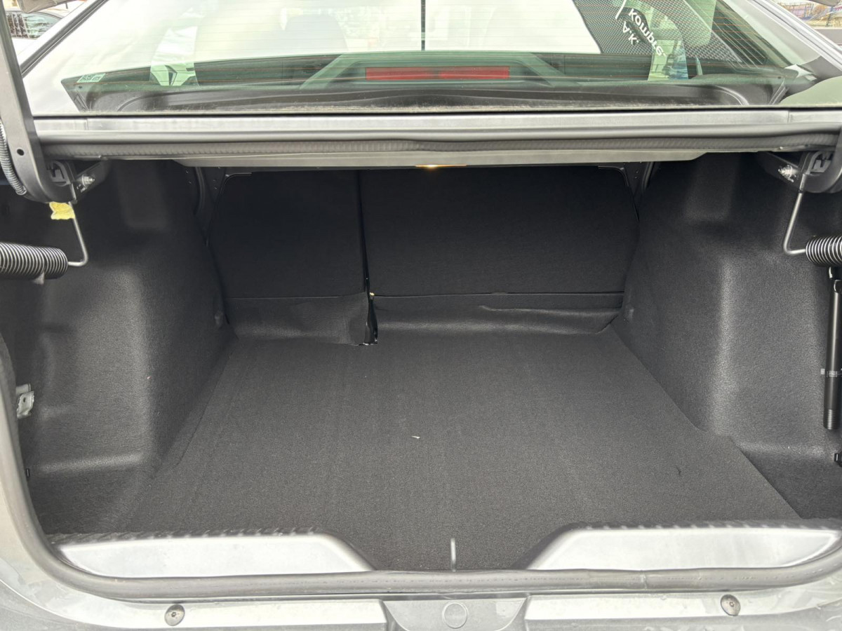 LOGAN EXPRESSION 1.0 ECO-G 100 