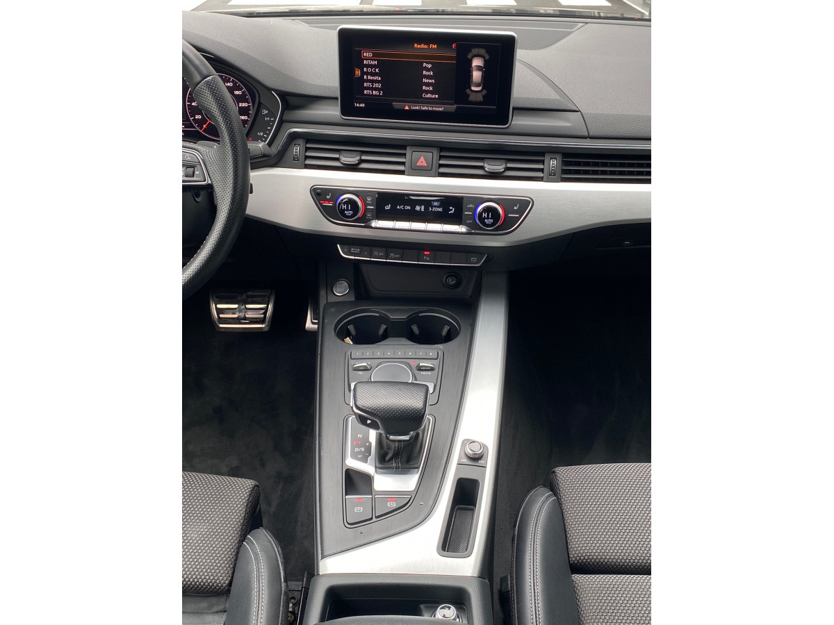 Audi A4 2.0 TDI S-line 
