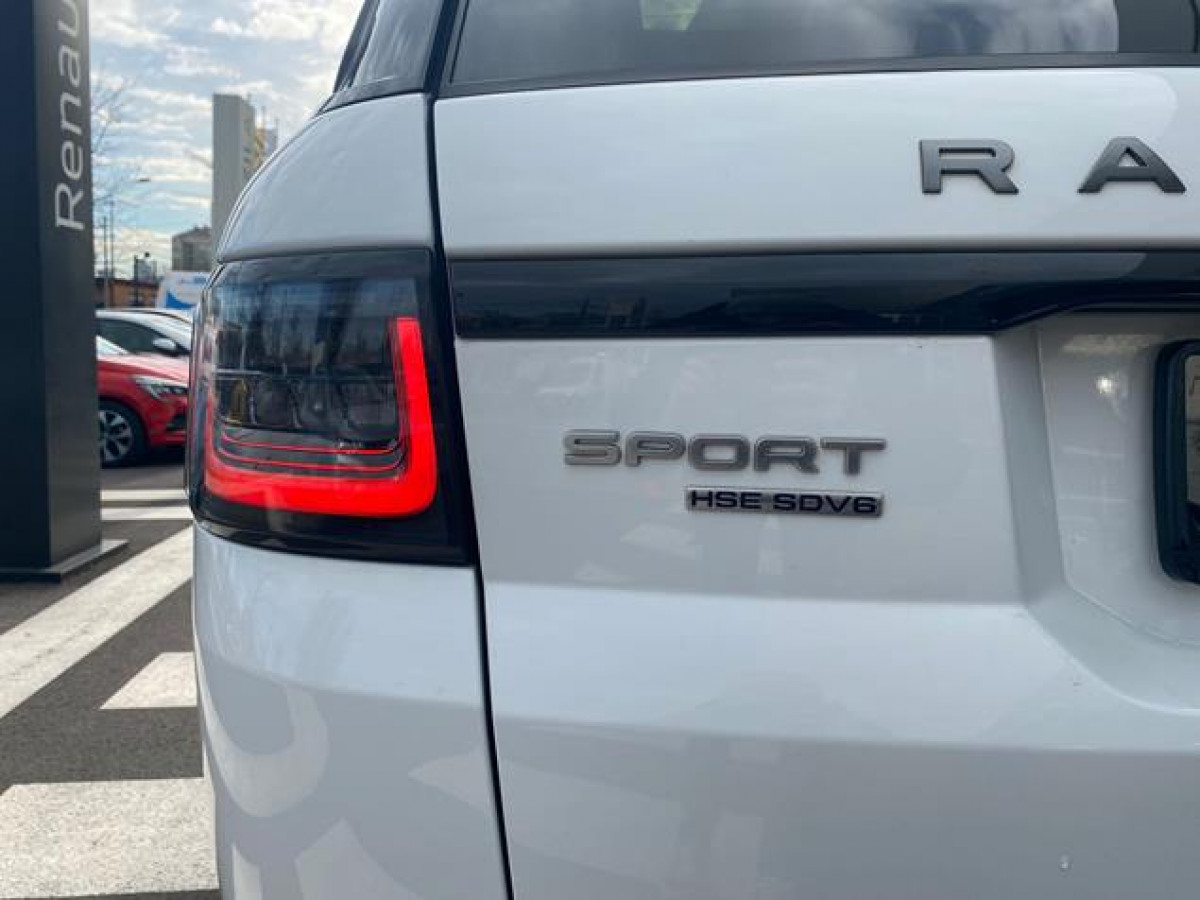 Land Rover Range Rover Sport 3.0 HSE AUT 4WD