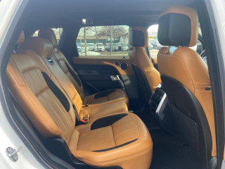 Land Rover Range Rover Sport 3.0 HSE AUT 4WD