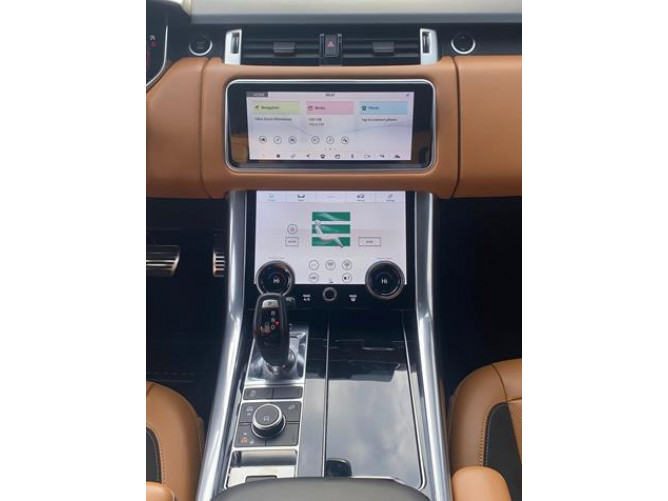 Land Rover Range Rover Sport 3.0 HSE AUT 4WD 