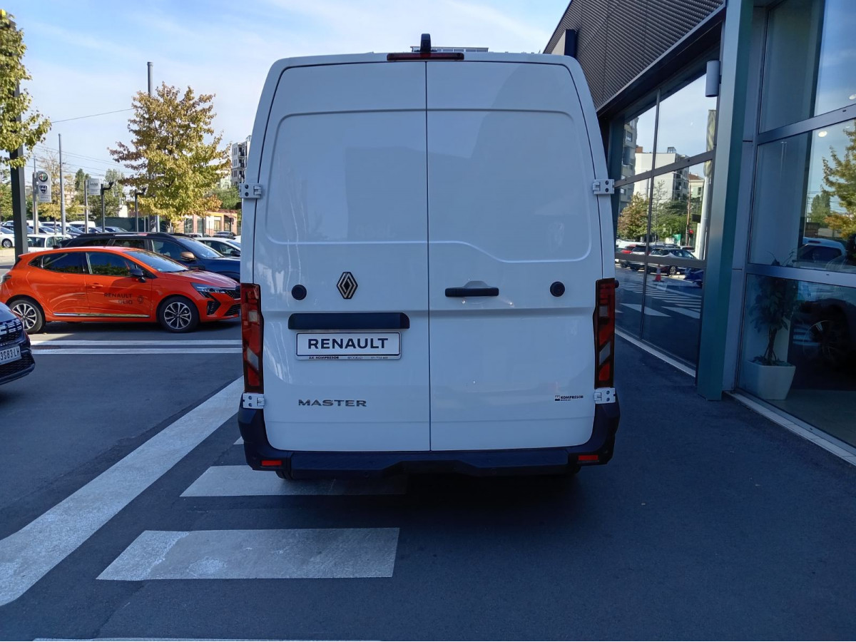 RENAULT MASTER FURGON L2H2 3.5T 130hp PRO + 