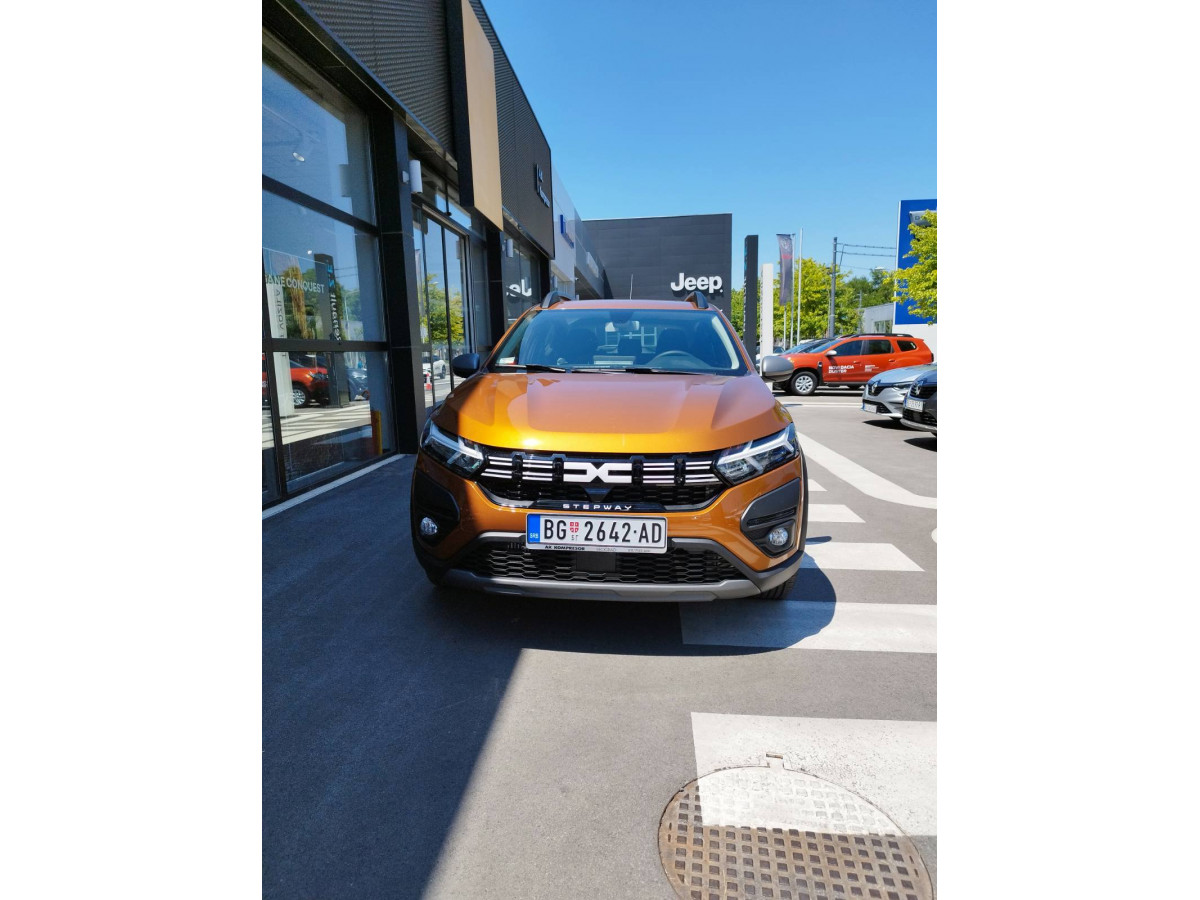 Dacia Sandero Stepway Expression TCe 90