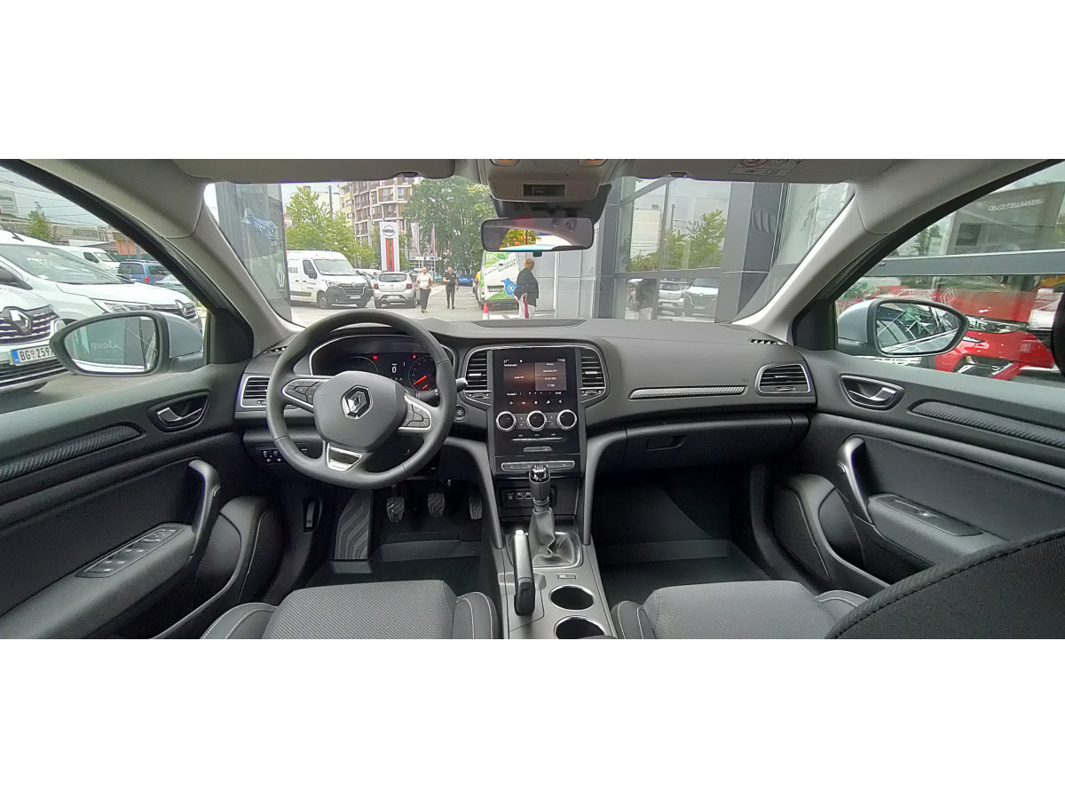 RENAULT MEGANE GRANDCOUPE EQUILIBRE TCE 140