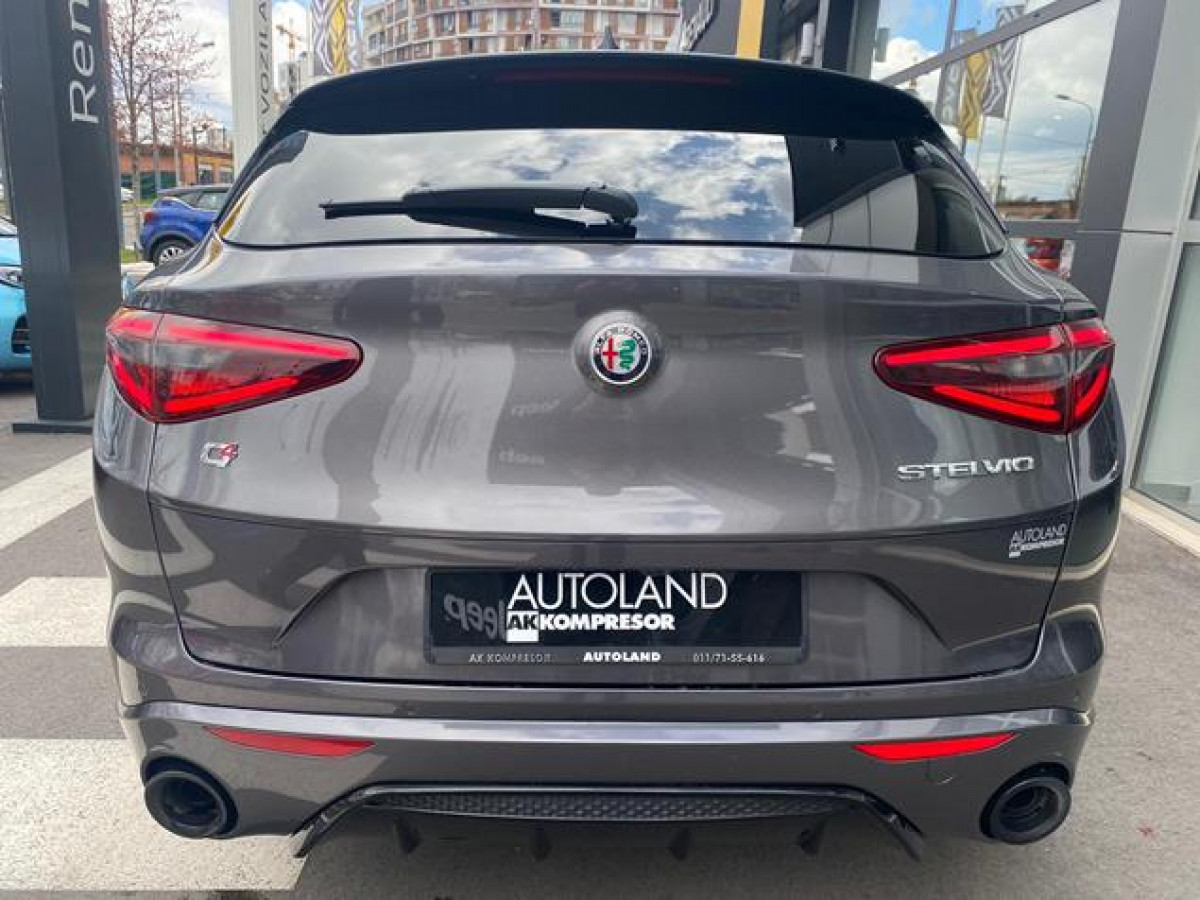 Alfa Romeo Stelvio 2.0 Veloce Q4 AUT 