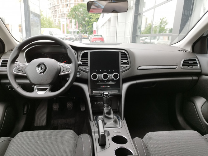 RENAULT MEGANE GRANDCOUPE EQUILIBRE TCE 140 