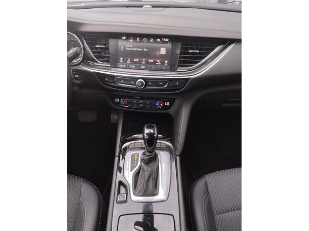 Opel Insignia 1.6 d Innovation AUT