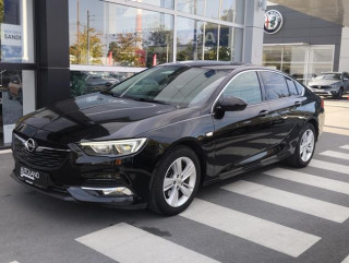 Opel Insignia 1.6 d Innovation AUT