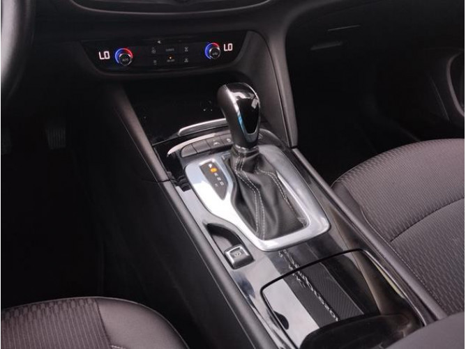 Opel Insignia 1.6 d Innovation AUT 