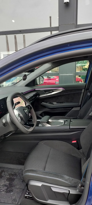 RENAULT AUSTRAL TECHNO ESPRIT ALPINE 160 AUTO