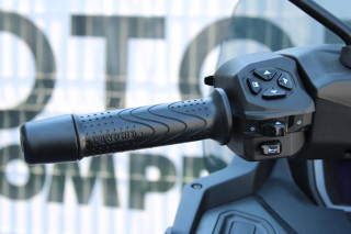 Piaggio MP3 400 Sport 