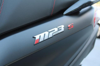 Piaggio MP3 400 Sport 