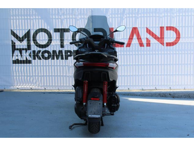 Piaggio MP3 400 Sport 