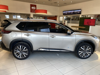 X-TRAIL E-POWER 4WD TEKNA PREMIUM  20' 