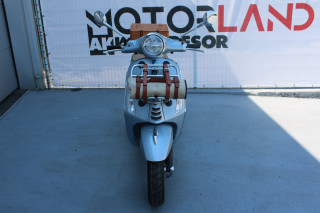 Vespa Primavera PICNIC 