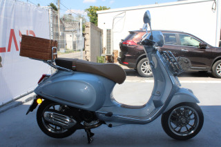 Vespa Primavera PICNIC 