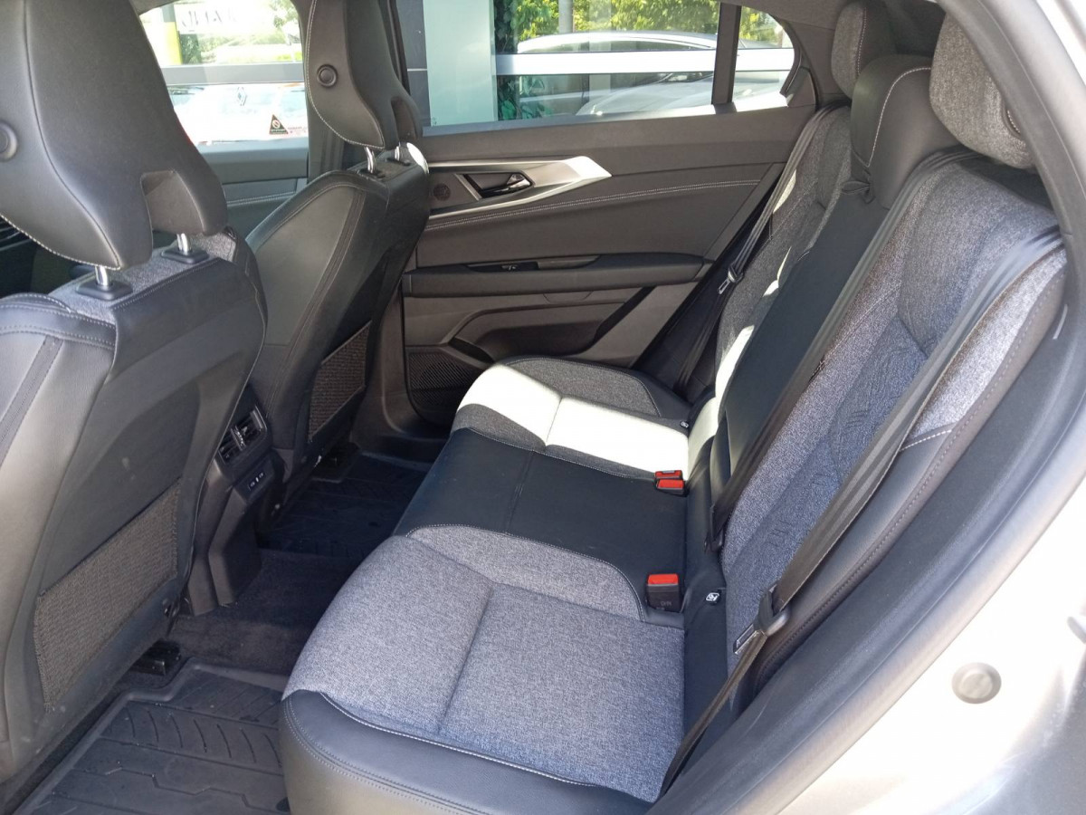 RENAULT RAFALE Techno E-Tech full hybrid 200 