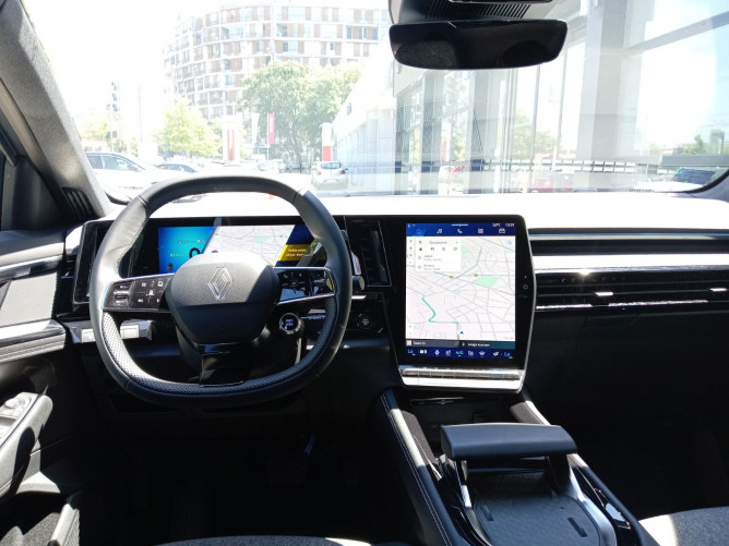 RENAULT RAFALE Techno E-Tech full hybrid 200 