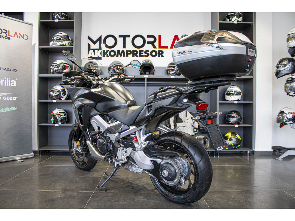 Honda VFR800X CROSSRUNNER 