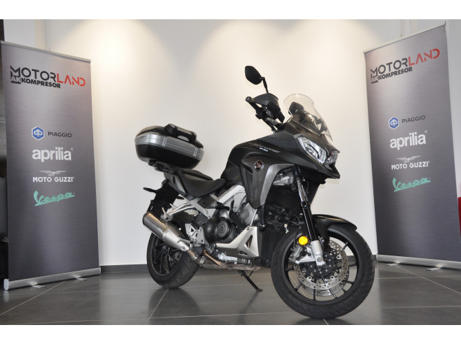 Honda VFR800X CROSSRUNNER 