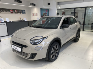 FIAT 600 1.2 136KS MHEV DCT6 Style Comfort 