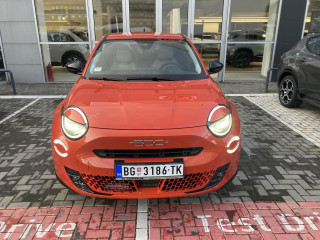 FIAT 600 1.2 136KS MHEV DCT6 La Prima DEMO 