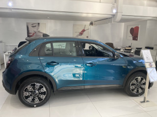 FIAT 600 1.2 100 KS MHEV DCT6 ICON + TECH 