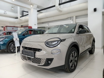 FIAT 600 1.2 136KS MHEV DCT6 Style 