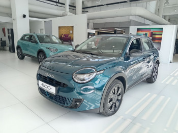 FIAT 600 1.2 136KS MHEV DCT6 Style Comfort 