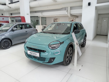 FIAT 600 1.2 136KS MHEV DCT6 Style 