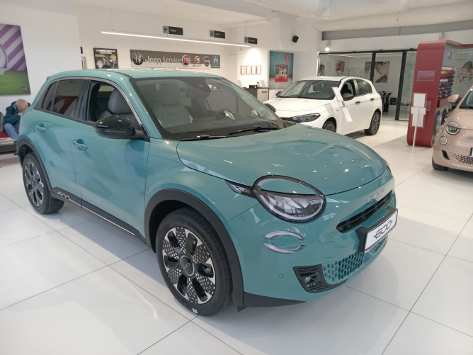 FIAT 600 1.2 136KS MHEV DCT6 La Prima 
