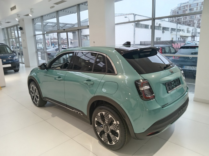 FIAT 600 1.2 136KS MHEV DCT6 La Prima 