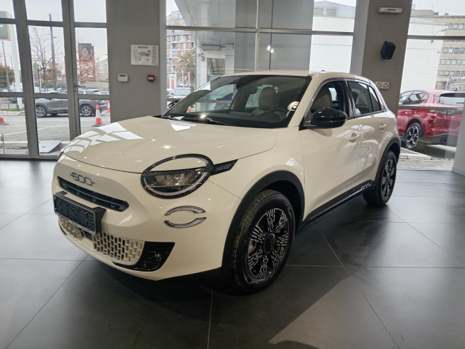 FIAT 600 1.2 136KS MHEV DCT6 Style 
