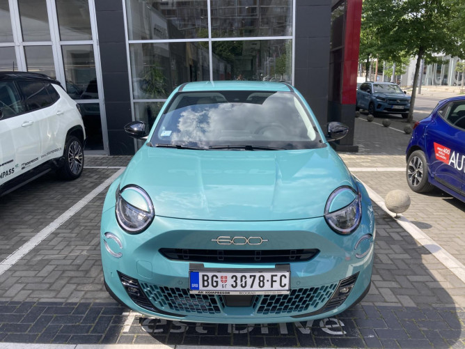 FIAT 600 1.2 136KS MHEV DCT6 La Prima 