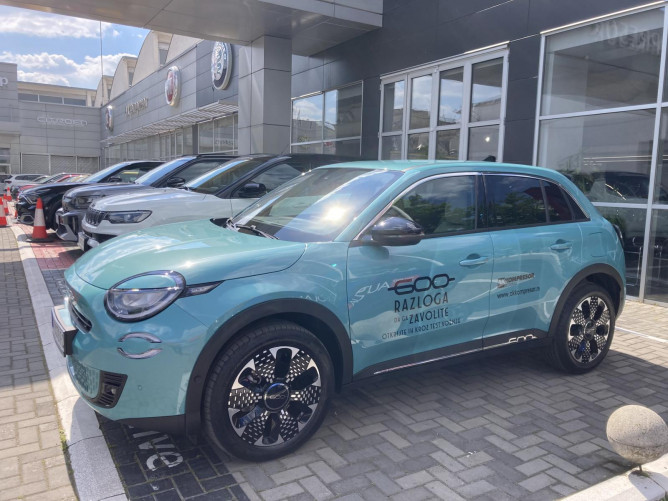 FIAT 600 1.2 136KS MHEV DCT6 La Prima 