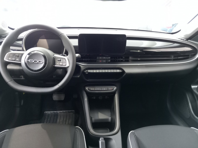 FIAT 600 1.2 136KS MHEV DCT6 Style 