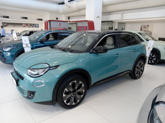 FIAT 600 1.2 136KS MHEV DCT6 La Prima 