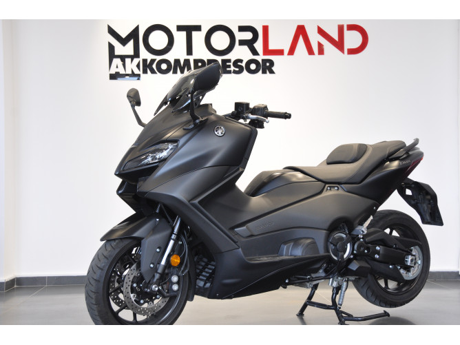 Yamaha T MAX 