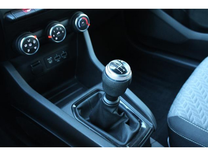 Renault Clio 1.0 sCe Limited 