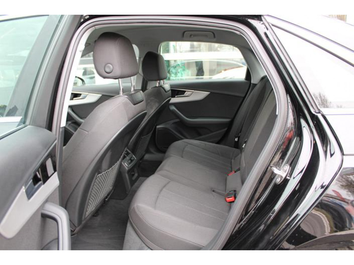 Audi A4 2.0 TFSI Hybrid 