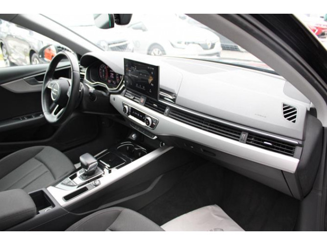Audi A4 2.0 TFSI Hybrid 