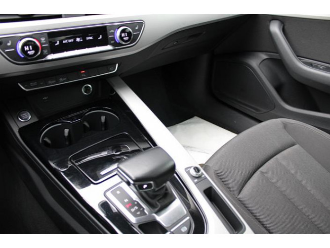 Audi A4 2.0 TFSI Hybrid 