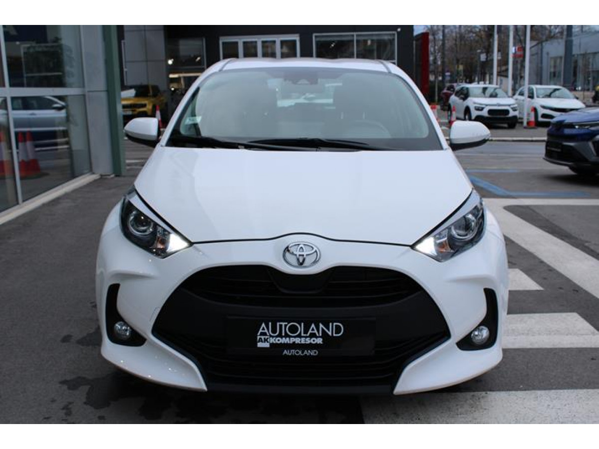 Toyota Yaris 1.5 Luna 