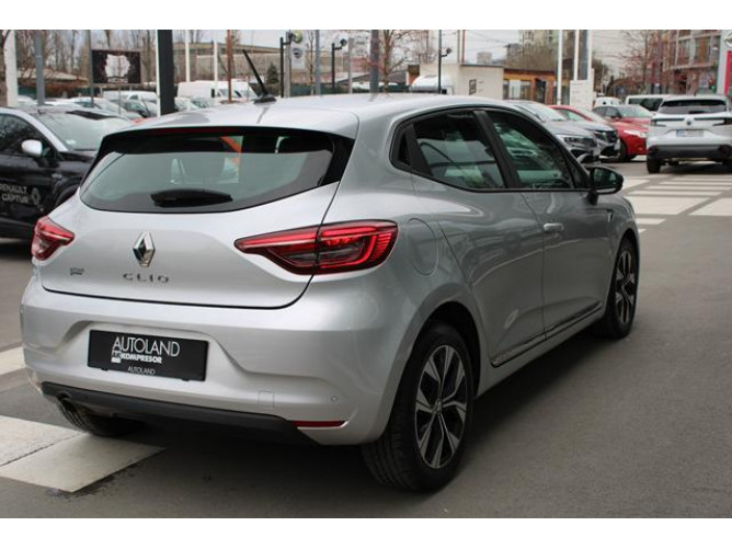 Renault Clio 1.0 tCe CVT 
