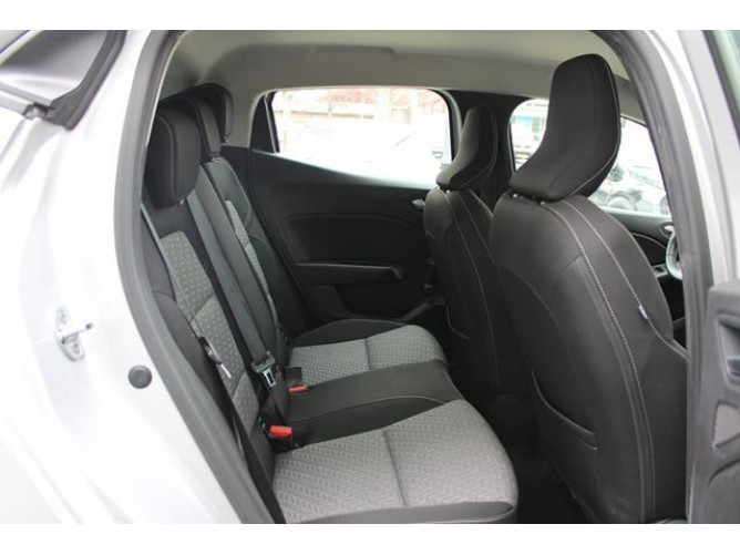 Renault Clio 1.0 tCe CVT 
